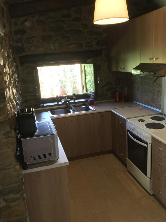 Casa Avocado Tavronitis