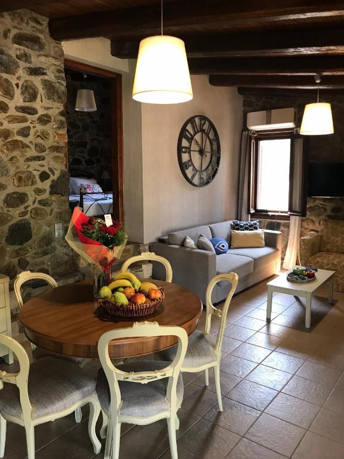 Casa Avocado * Tavronitis